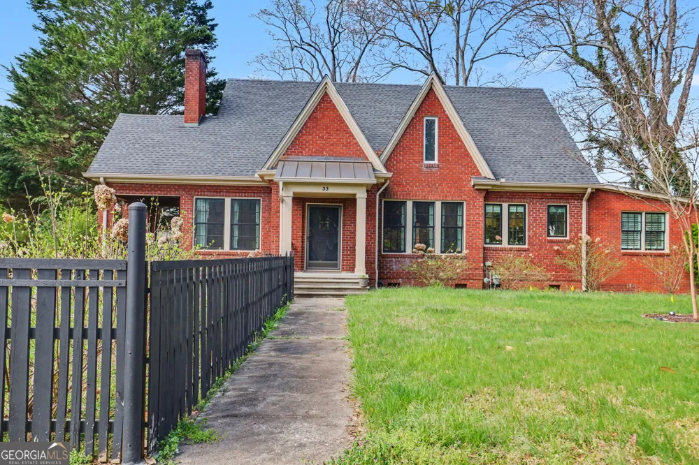 33 Maple ST Clayton, GA 30525