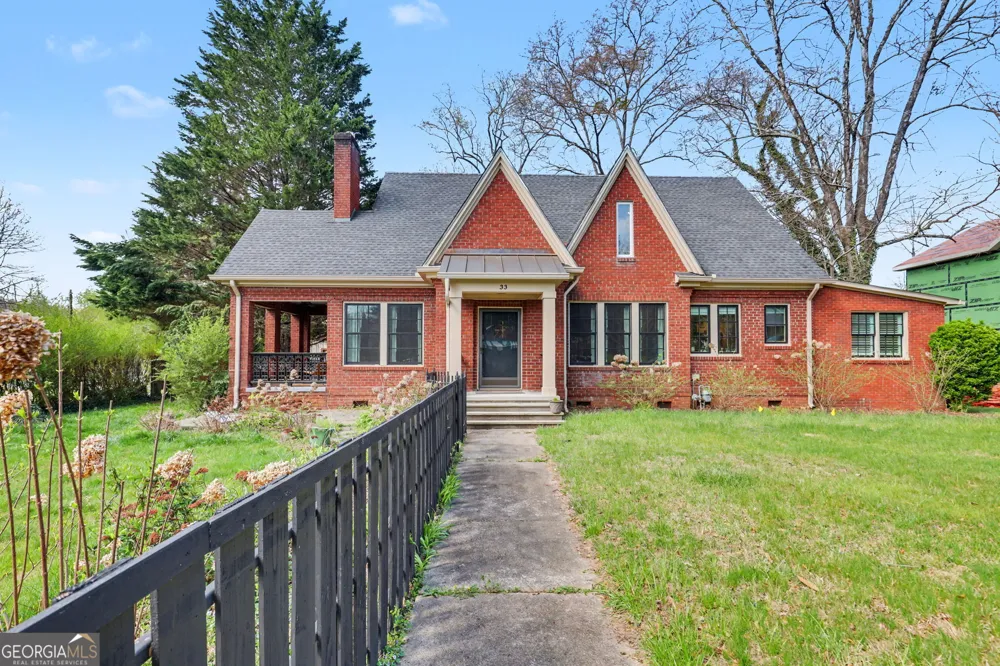 33 Maple ST Clayton, GA 30525