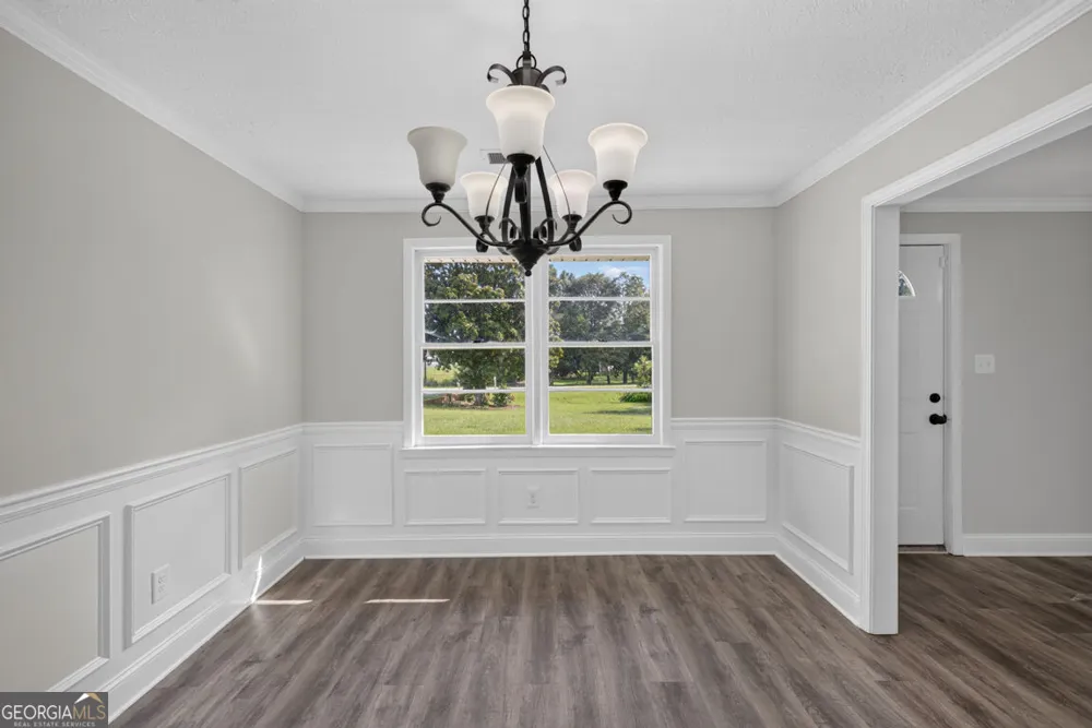 1233 Bethlehem RD Statham, GA 30666