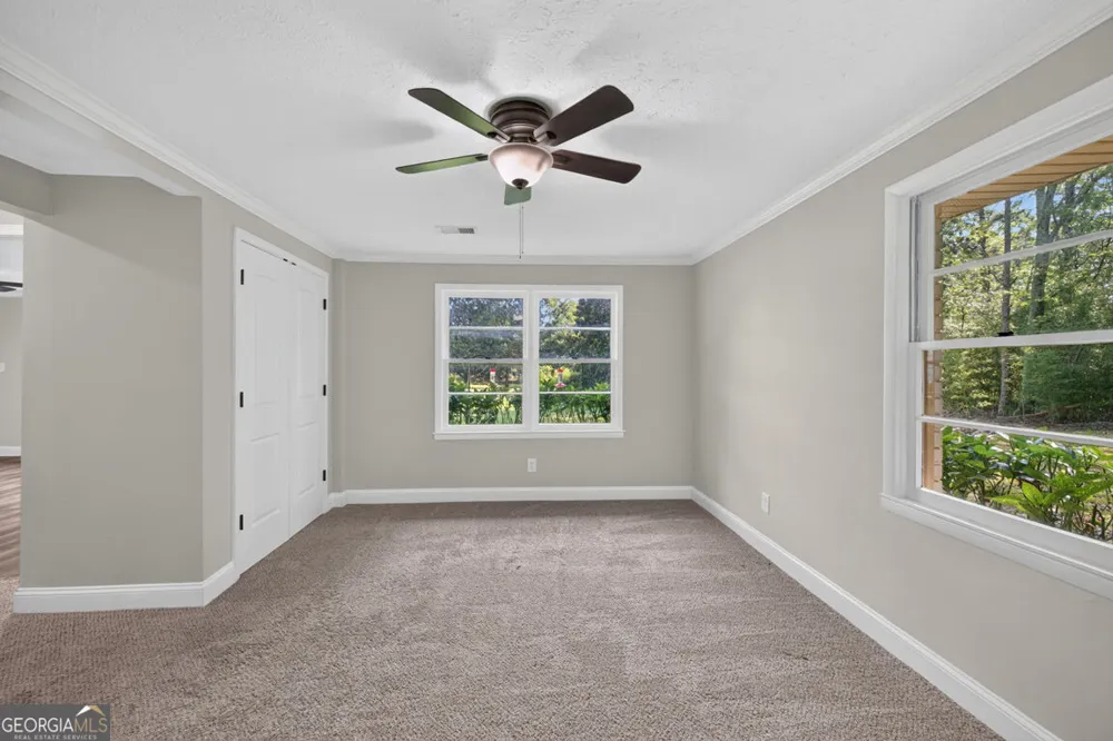 1233 Bethlehem RD Statham, GA 30666