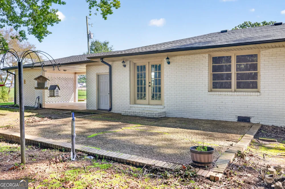 1233 Bethlehem RD Statham, GA 30666