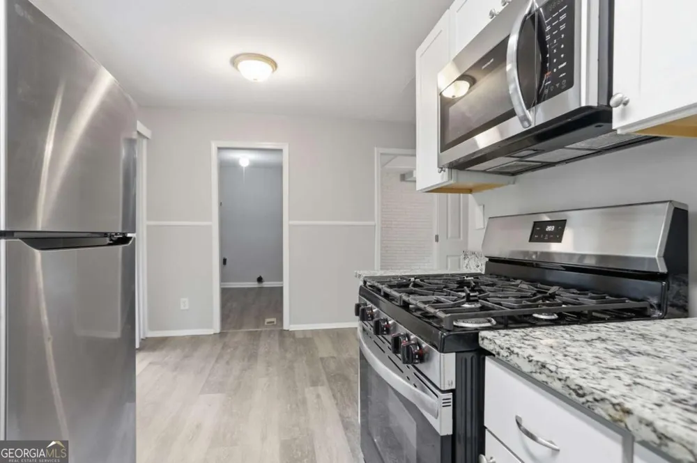 341 Roxbury DR Riverdale, GA 30274