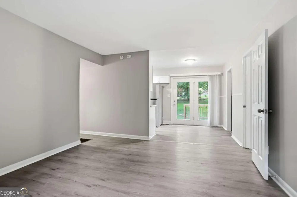 341 Roxbury DR Riverdale, GA 30274