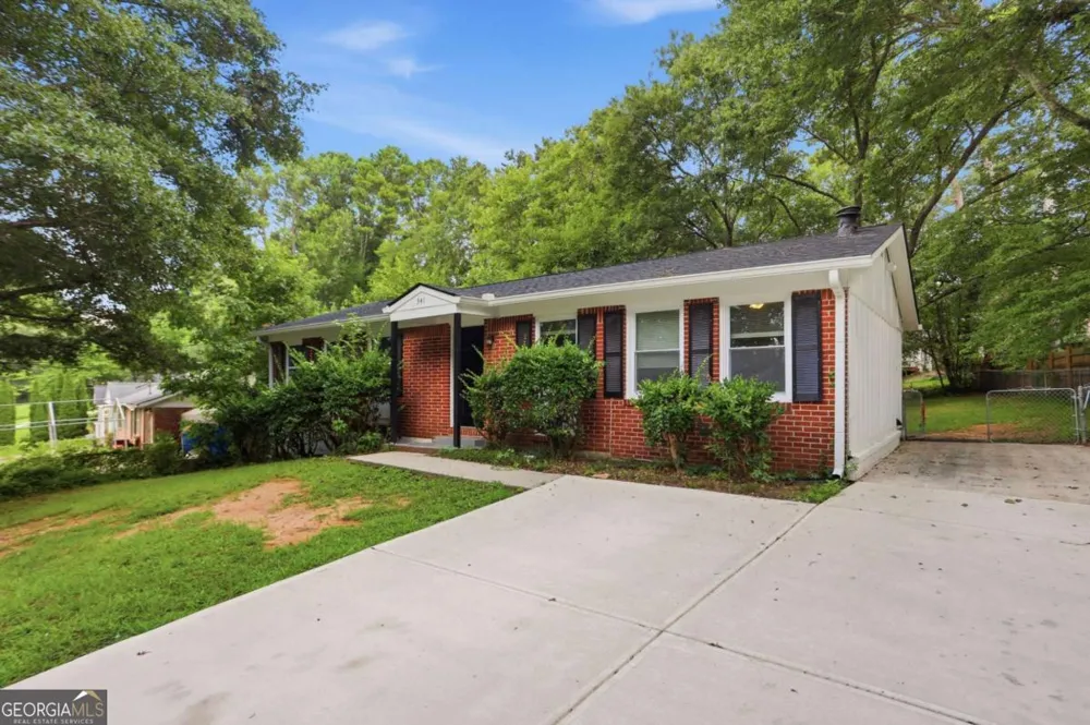 341 Roxbury DR Riverdale, GA 30274
