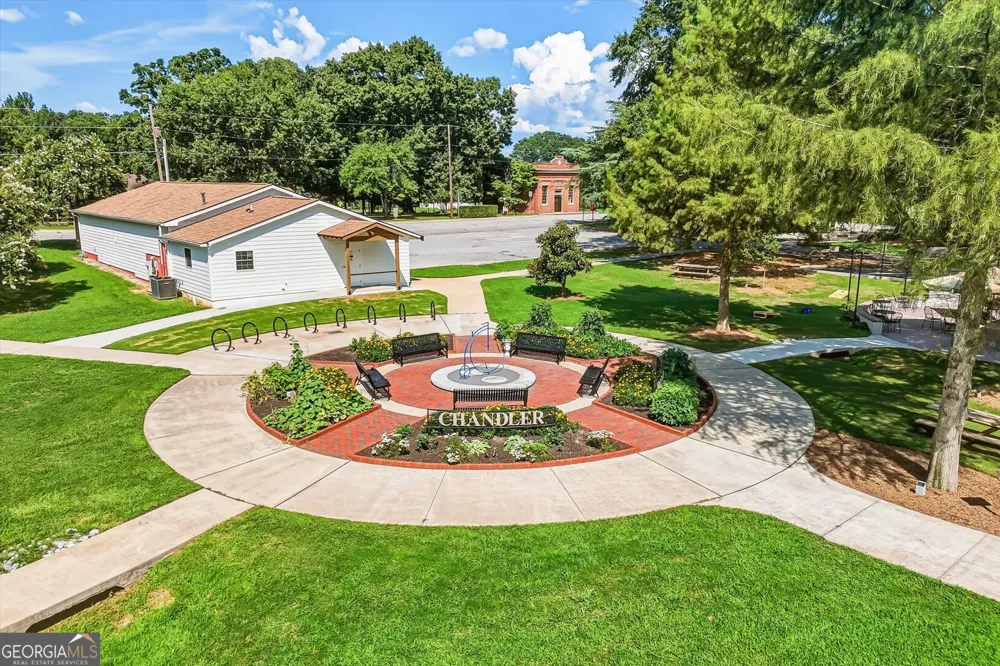 695 Parkview DR Winterville, GA 30683