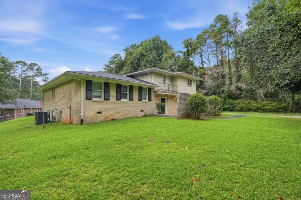 7037 Dalmatia DR Riverdale, GA 30296