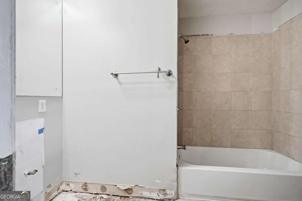 7037 Dalmatia DR Riverdale, GA 30296