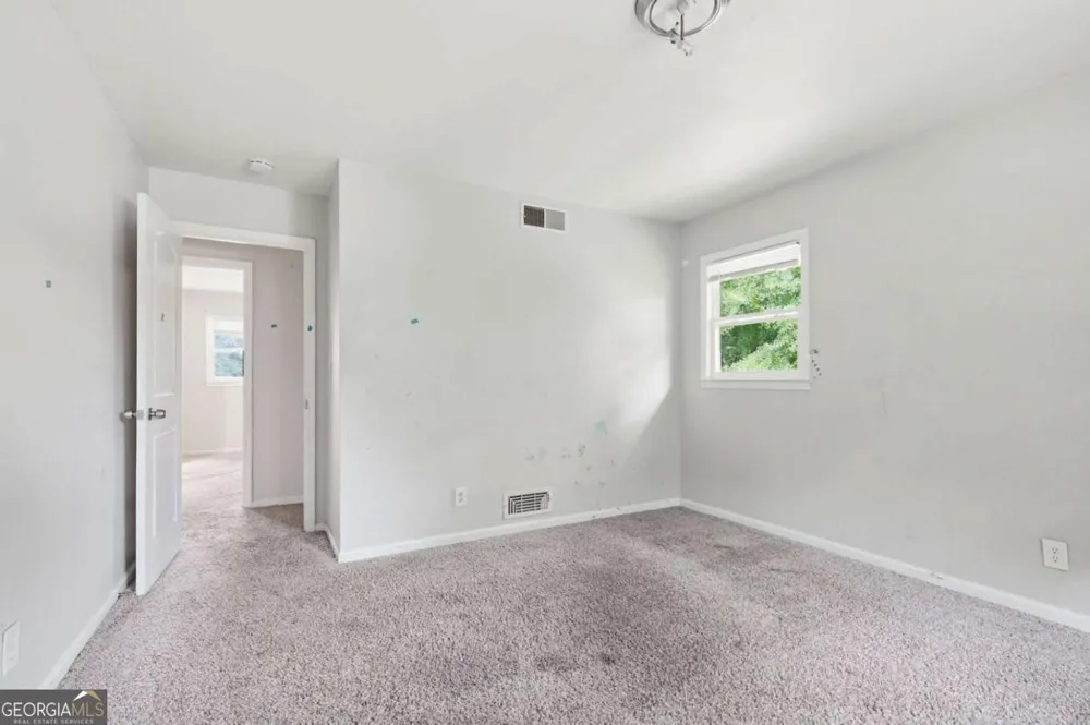 7037 Dalmatia DR Riverdale, GA 30296