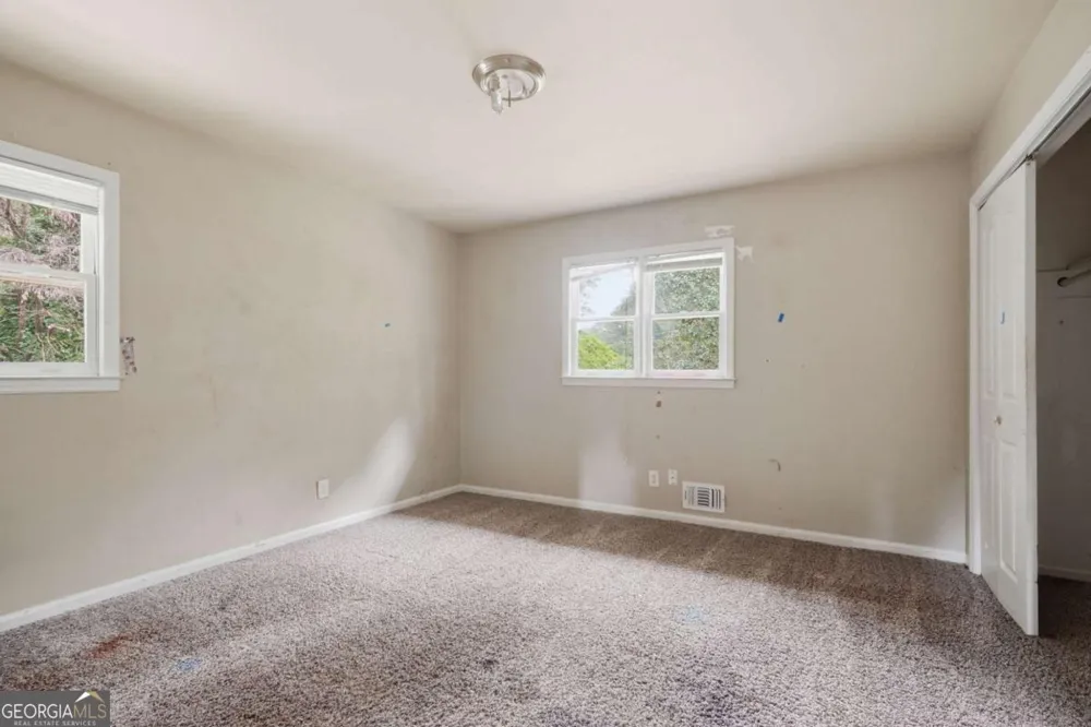 7037 Dalmatia DR Riverdale, GA 30296