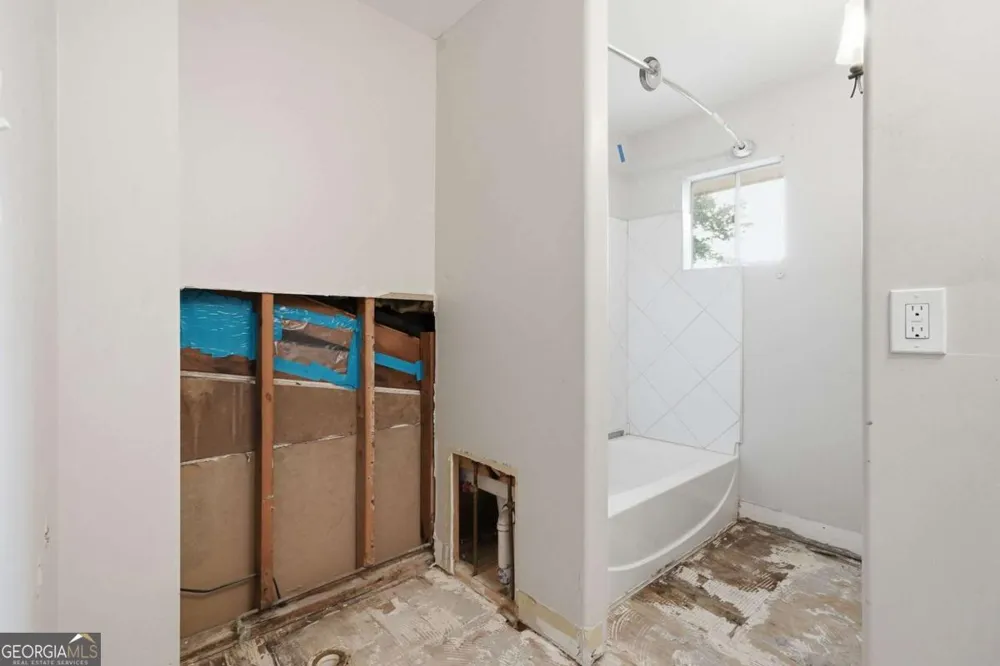 7037 Dalmatia DR Riverdale, GA 30296