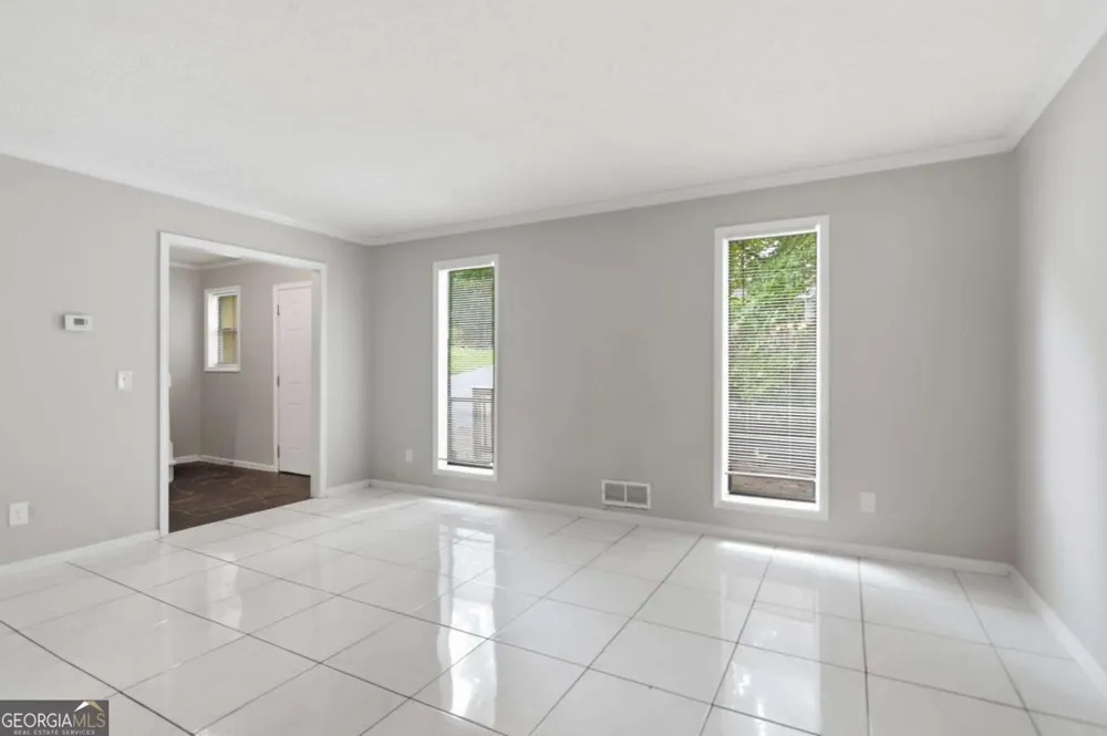 4442 Old Mabry PL NE Roswell, GA 30075