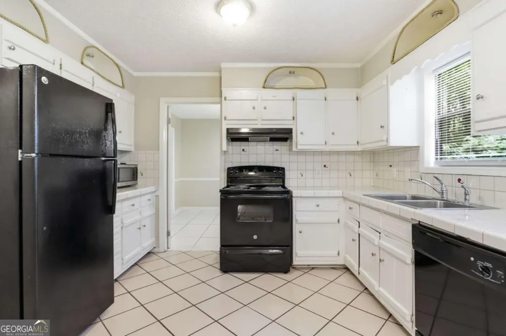 4442 Old Mabry PL NE Roswell, GA 30075