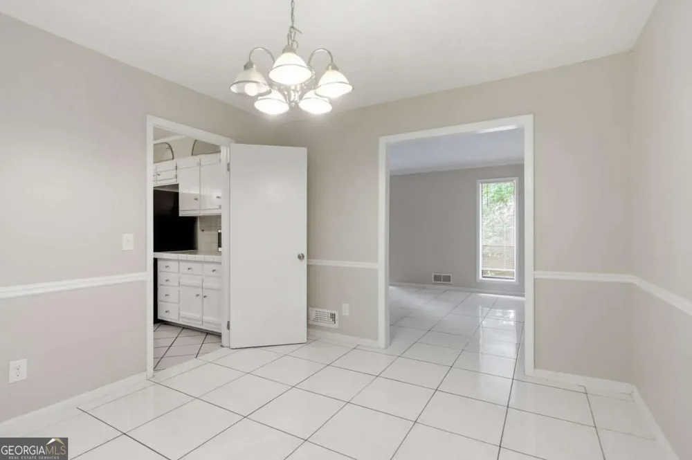 4442 Old Mabry PL NE Roswell, GA 30075