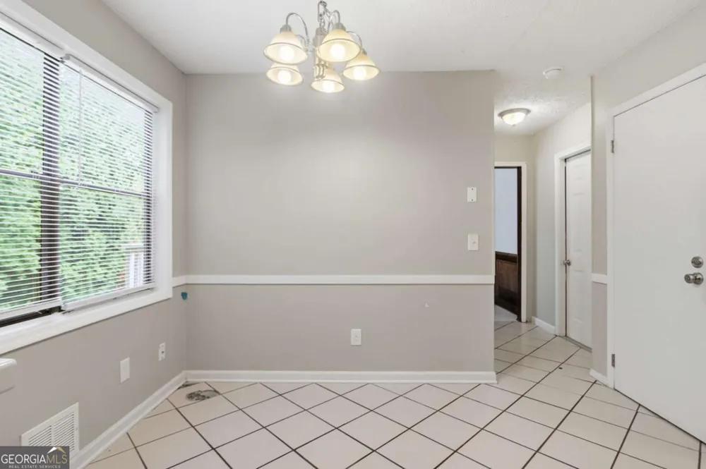 4442 Old Mabry PL NE Roswell, GA 30075