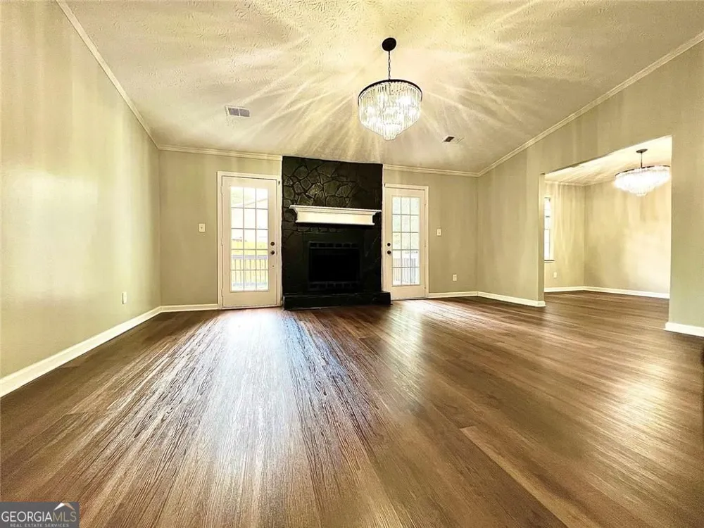 2034 Corners CIR Lithonia, GA 30058