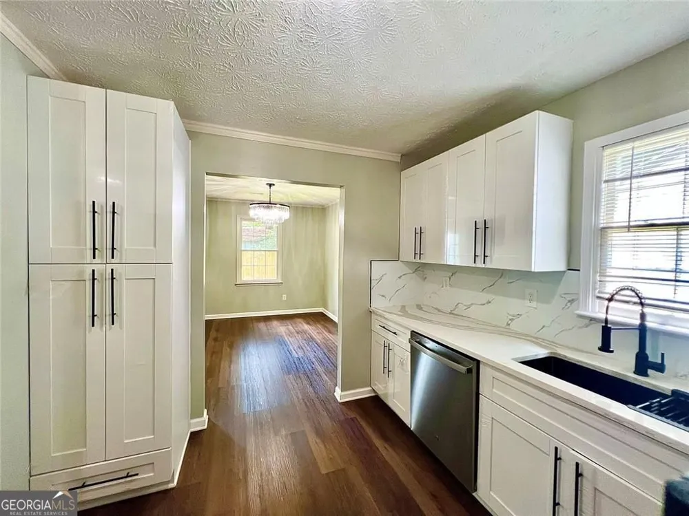 2034 Corners CIR Lithonia, GA 30058