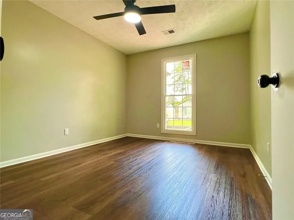 2034 Corners CIR Lithonia, GA 30058