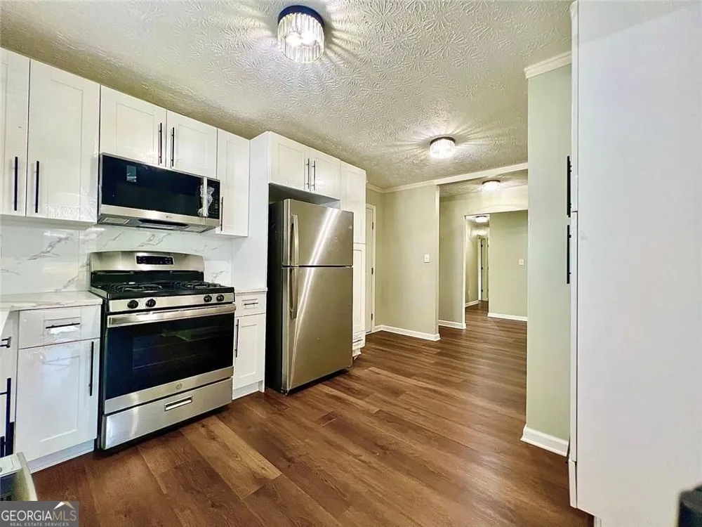 2034 Corners CIR Lithonia, GA 30058