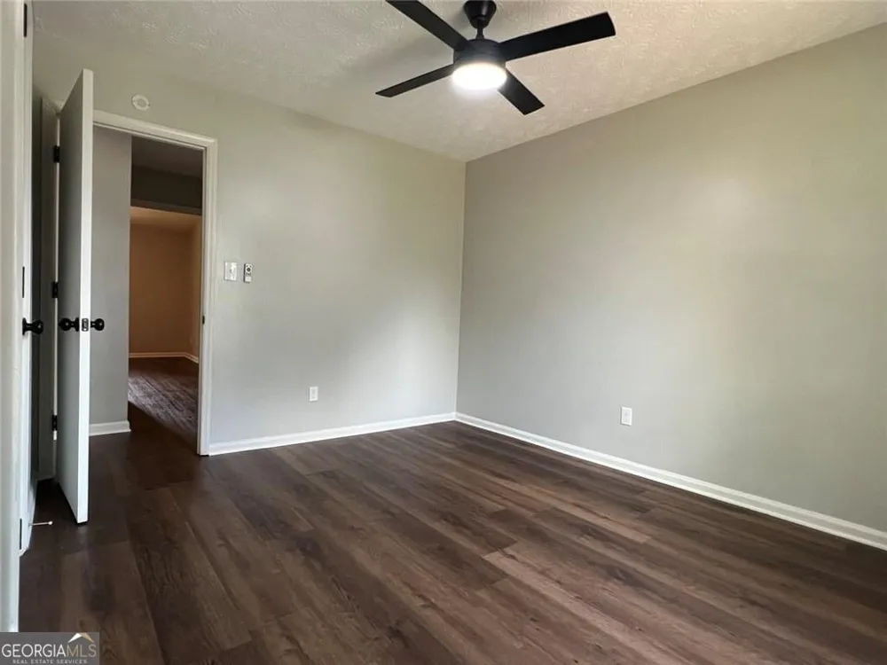 2034 Corners CIR Lithonia, GA 30058