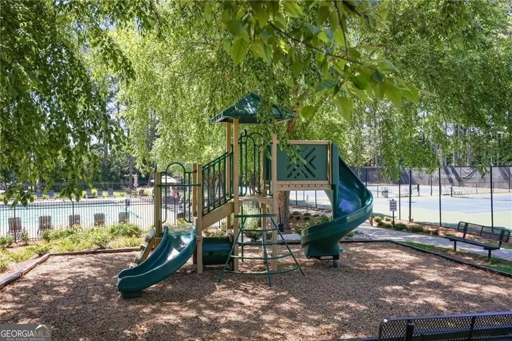 13372 Harpley CT Alpharetta, GA 30004