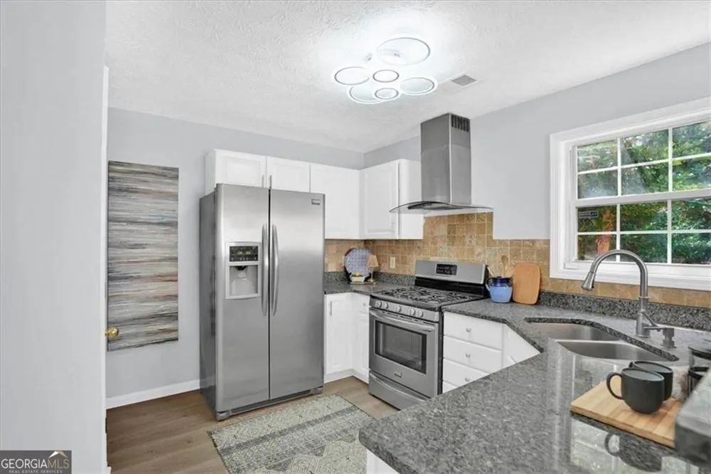 13372 Harpley CT Alpharetta, GA 30004