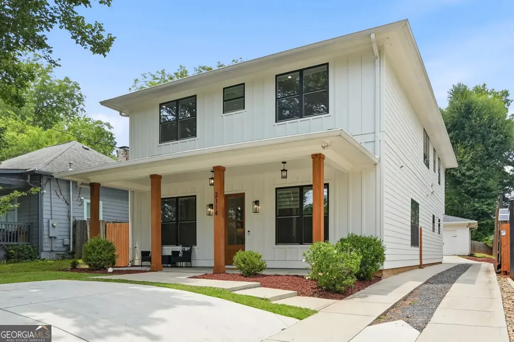 2114 Memorial DR SE Atlanta, GA 30317