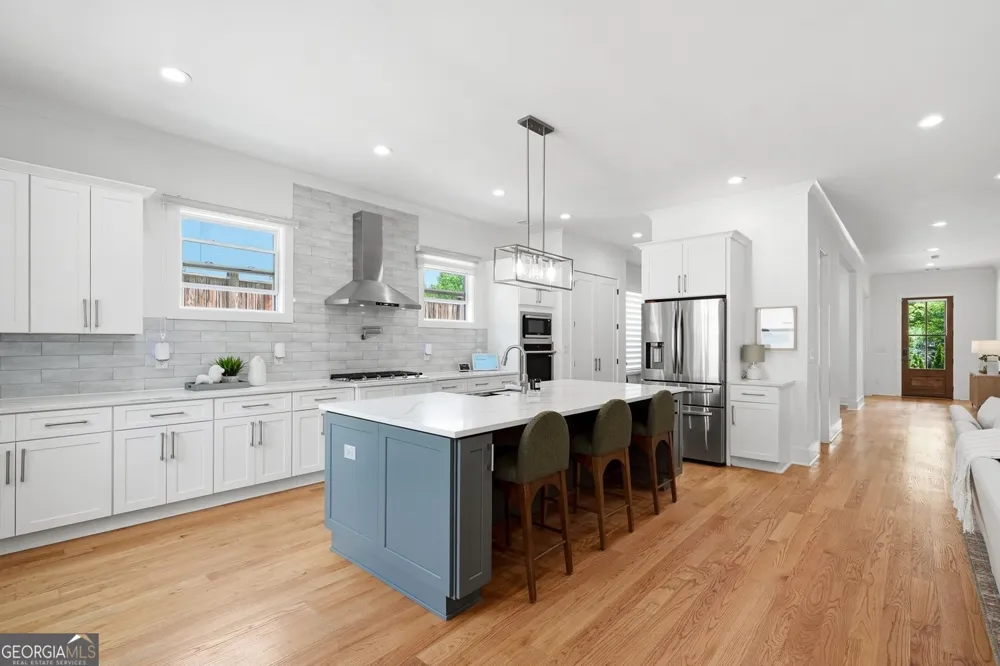 2114 Memorial DR SE Atlanta, GA 30317