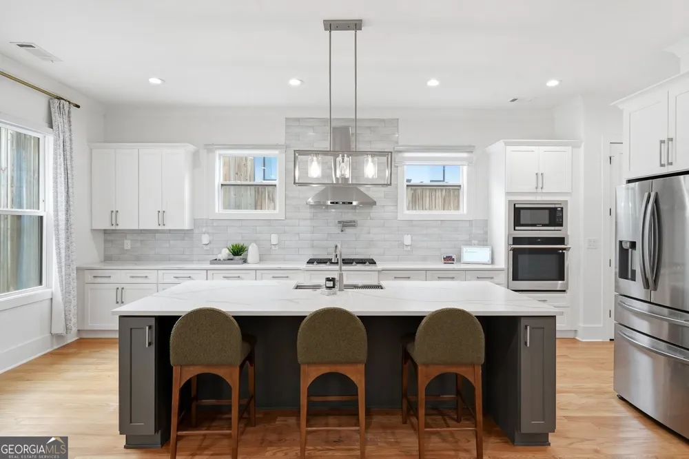 2114 Memorial DR SE Atlanta, GA 30317