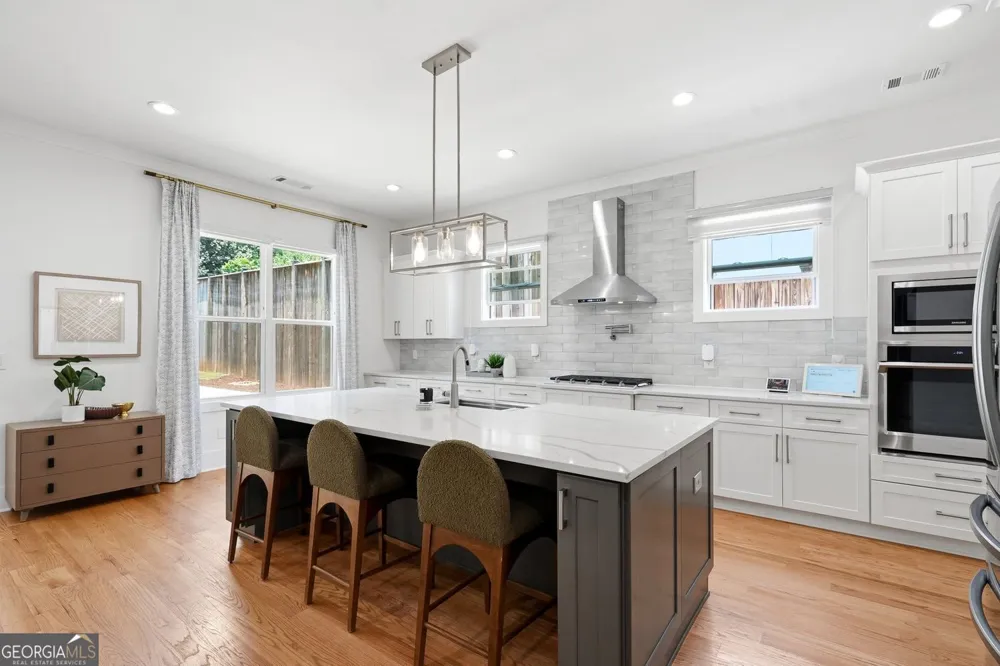 2114 Memorial DR SE Atlanta, GA 30317