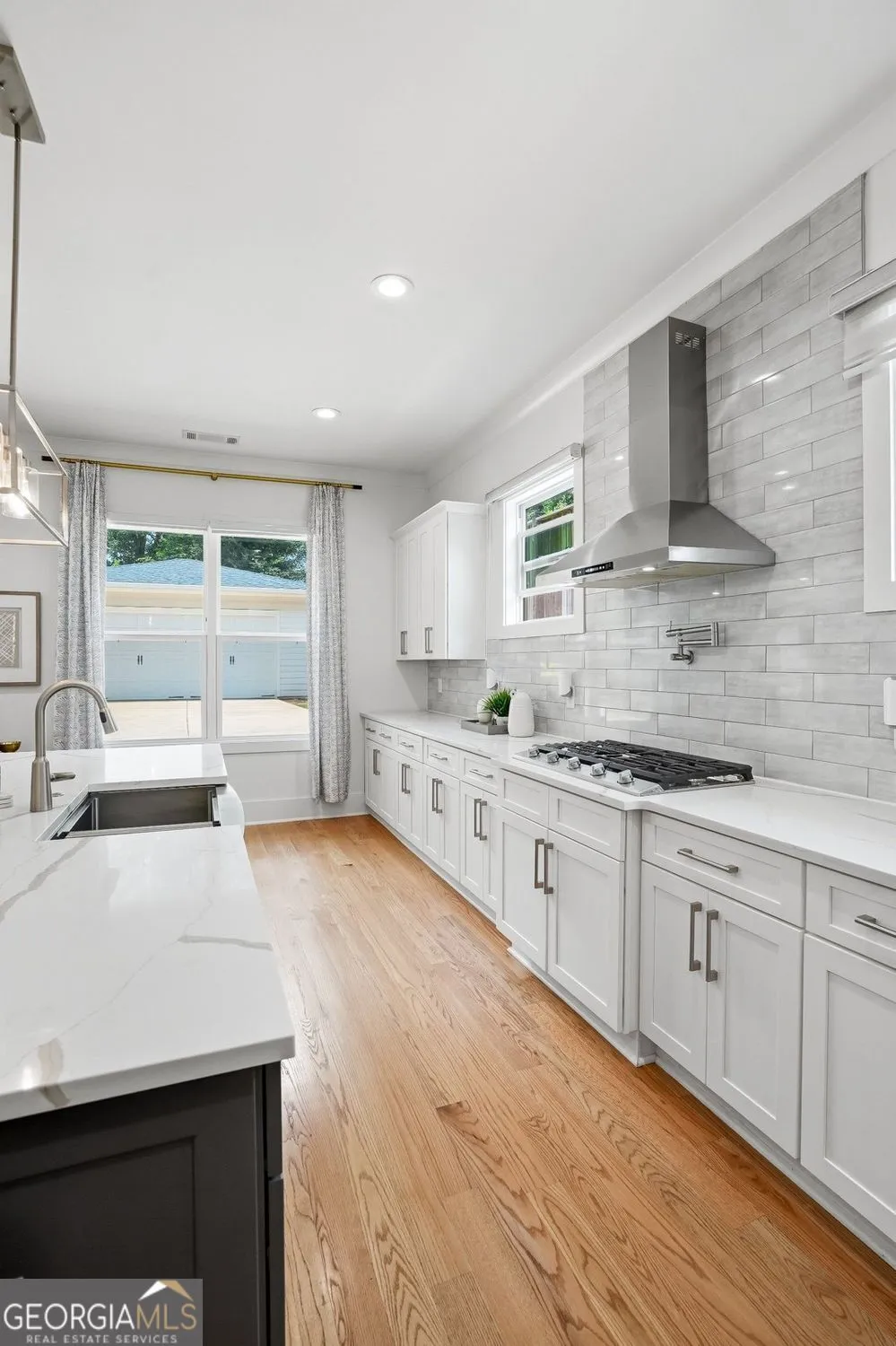 2114 Memorial DR SE Atlanta, GA 30317