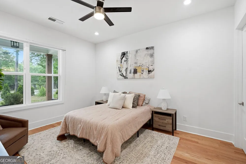2114 Memorial DR SE Atlanta, GA 30317