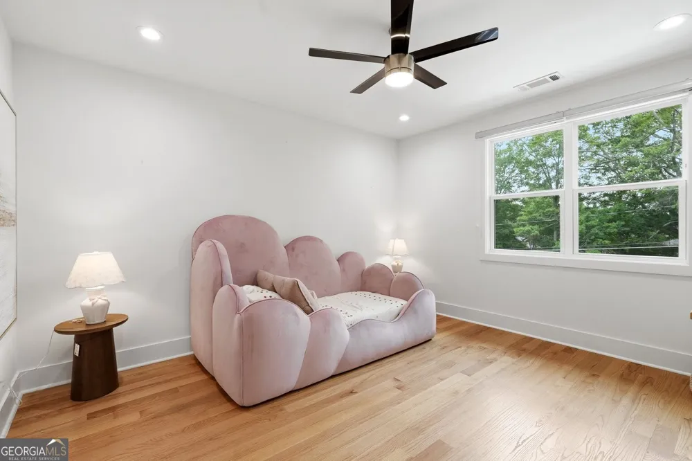 2114 Memorial DR SE Atlanta, GA 30317