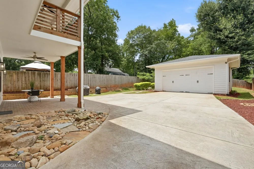 2114 Memorial DR SE Atlanta, GA 30317