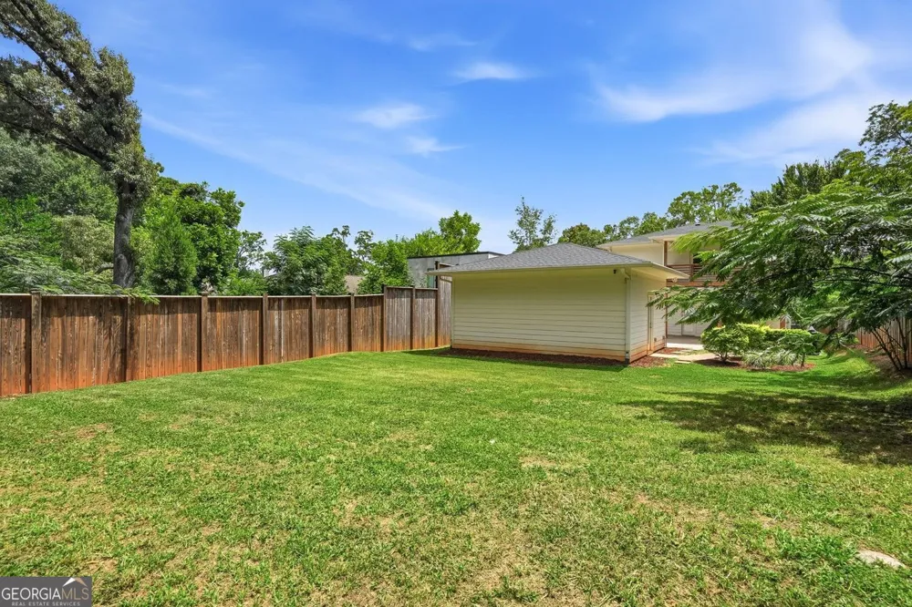 2114 Memorial DR SE Atlanta, GA 30317