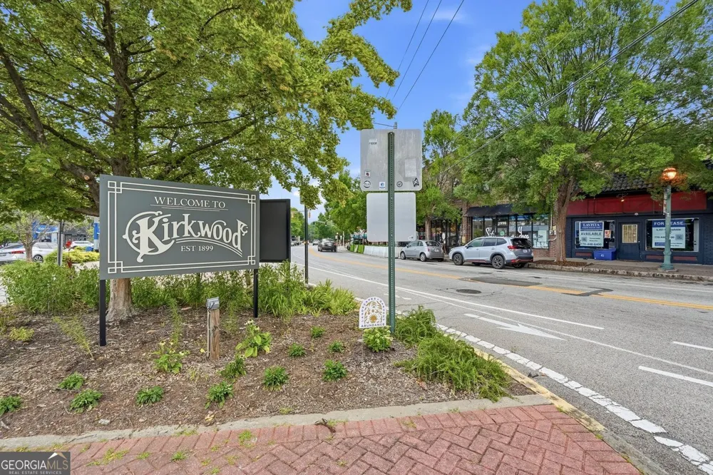 2114 Memorial DR SE Atlanta, GA 30317