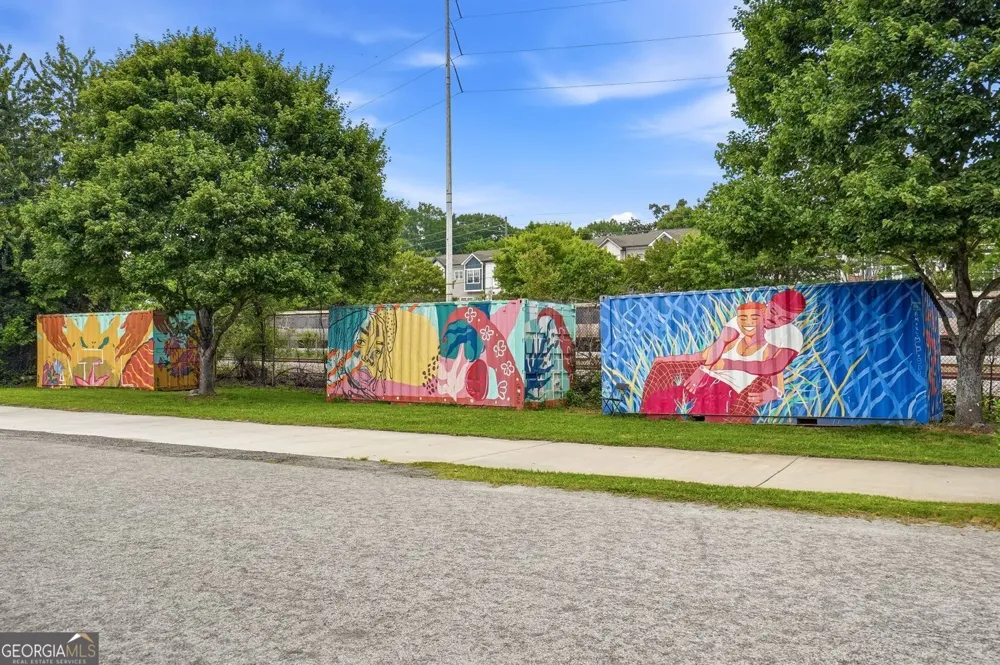2114 Memorial DR SE Atlanta, GA 30317