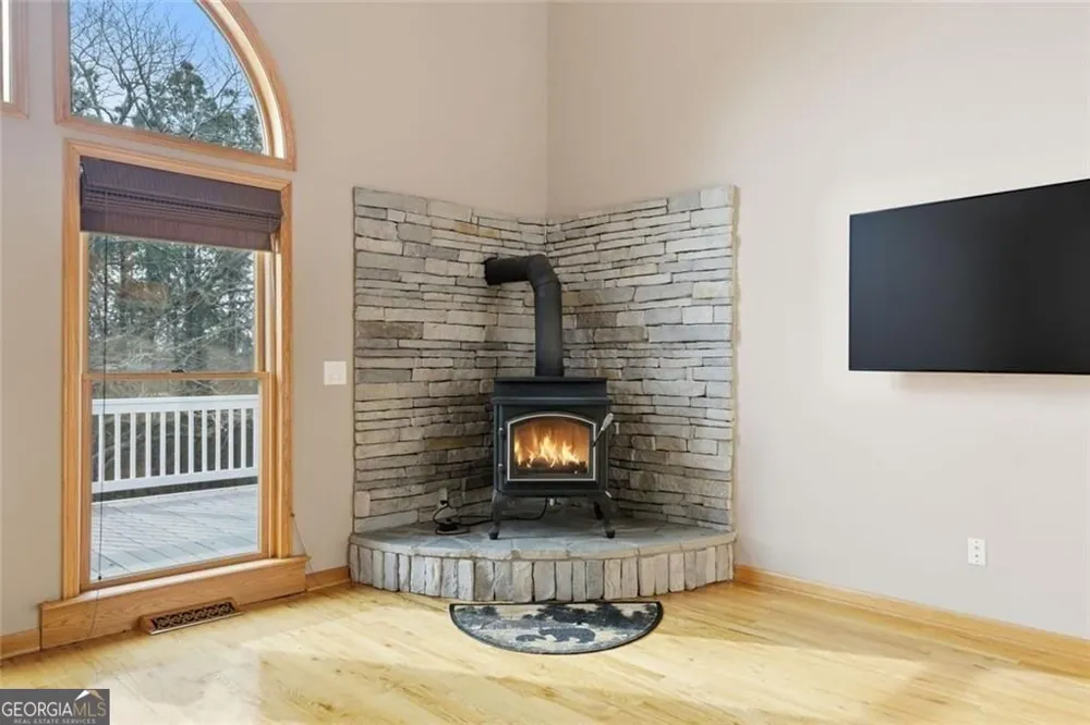 980 Cowart Mountain TRL Waleska, GA 30183