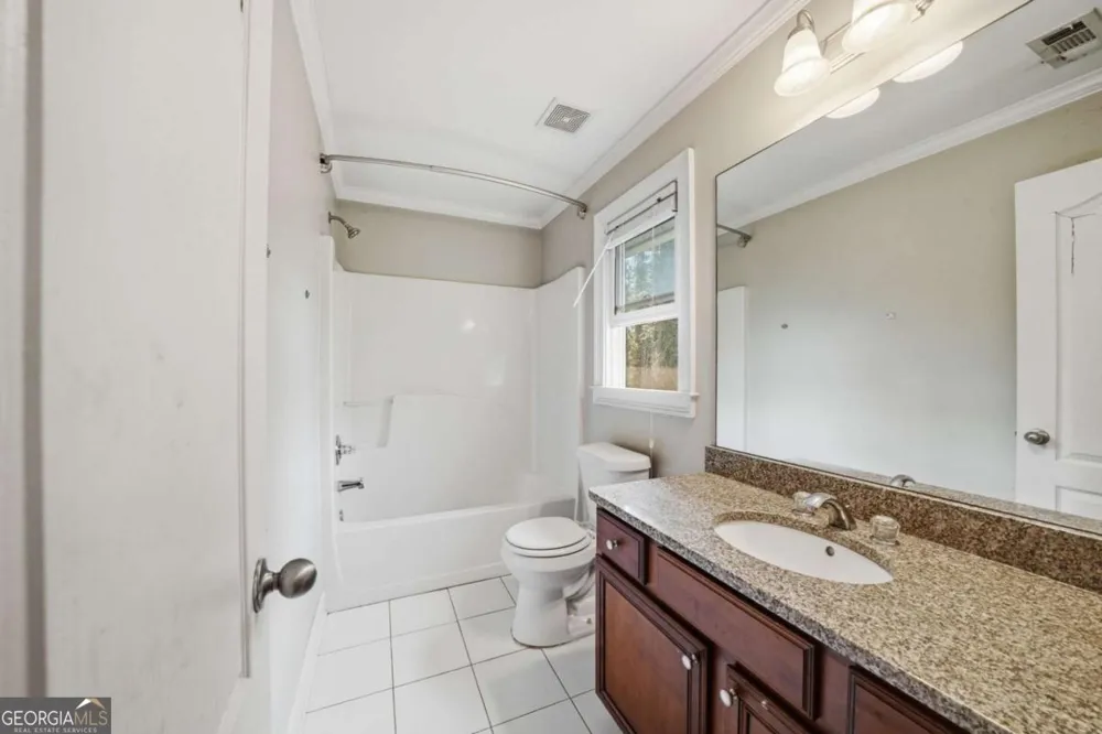 1864 La Mesa LN Decatur, GA 30032
