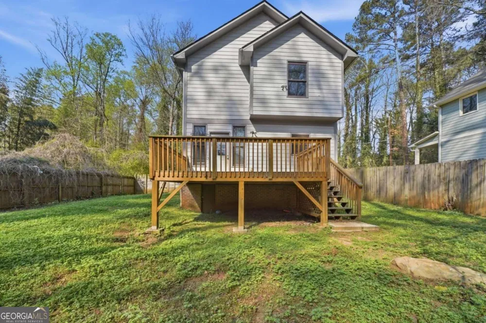 1864 La Mesa LN Decatur, GA 30032