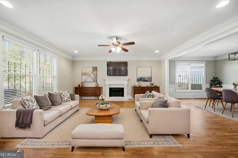 1864 La Mesa LN Decatur, GA 30032