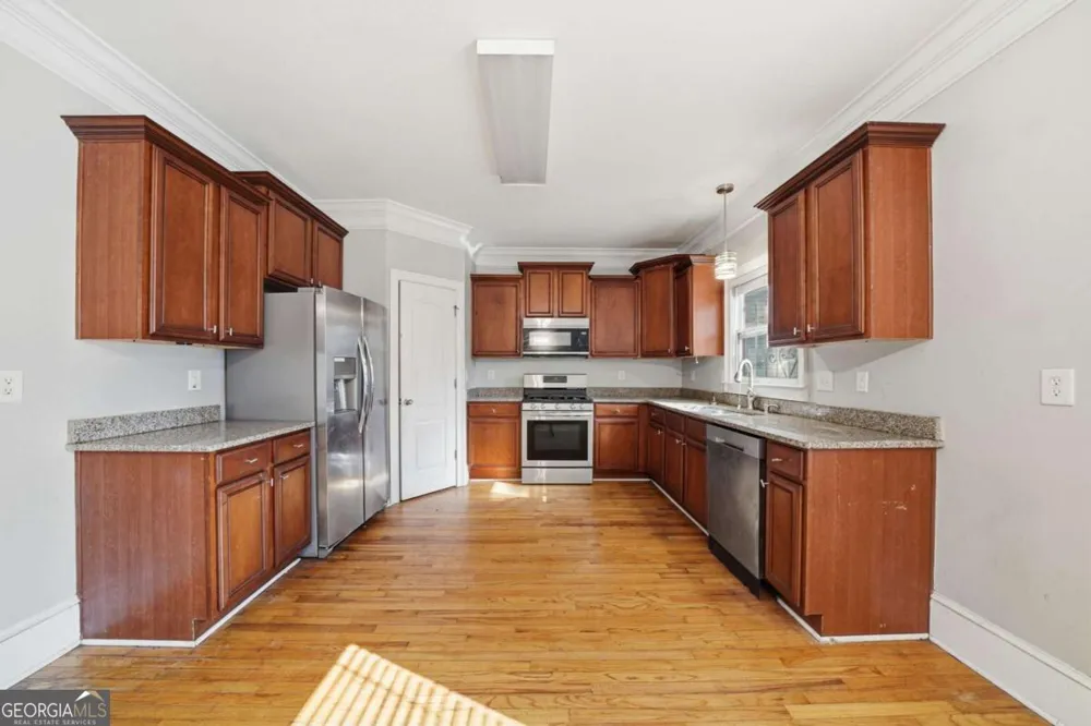 1864 La Mesa LN Decatur, GA 30032