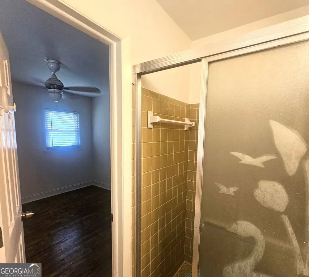 1879 Gherry DR Austell, GA 30106