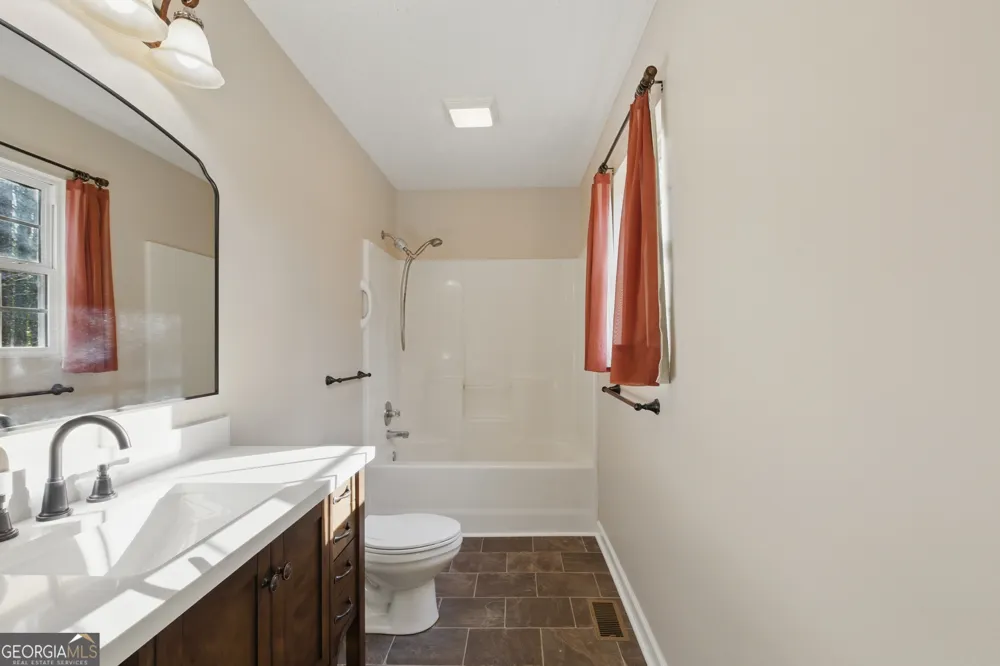 218 Eden Woods Clarkesville, GA 30523