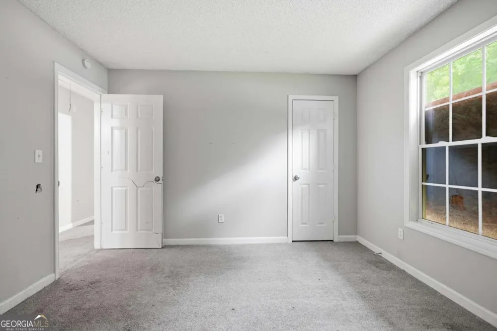 6013 Radford DR Riverdale, GA 30296