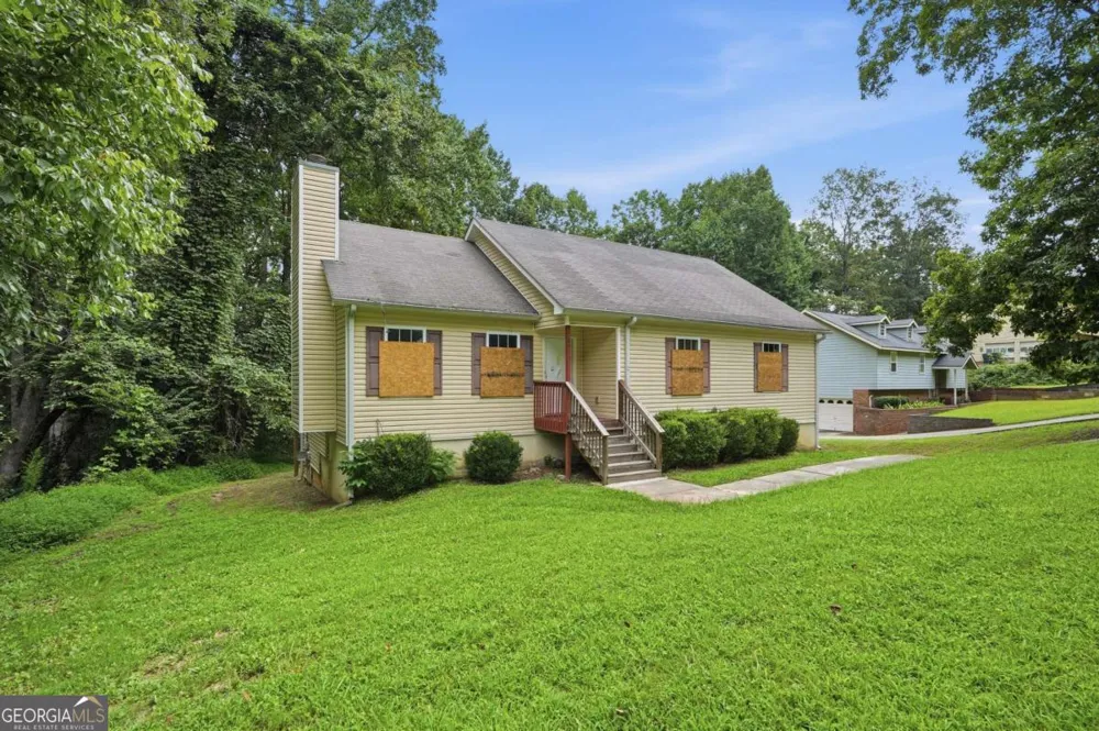 6013 Radford DR Riverdale, GA 30296