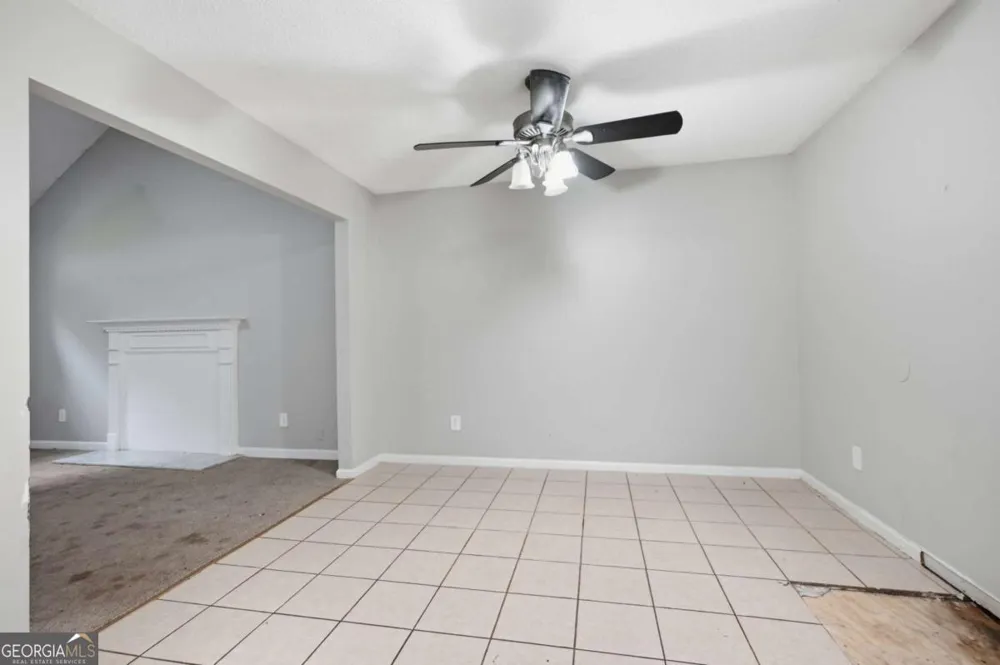 6013 Radford DR Riverdale, GA 30296