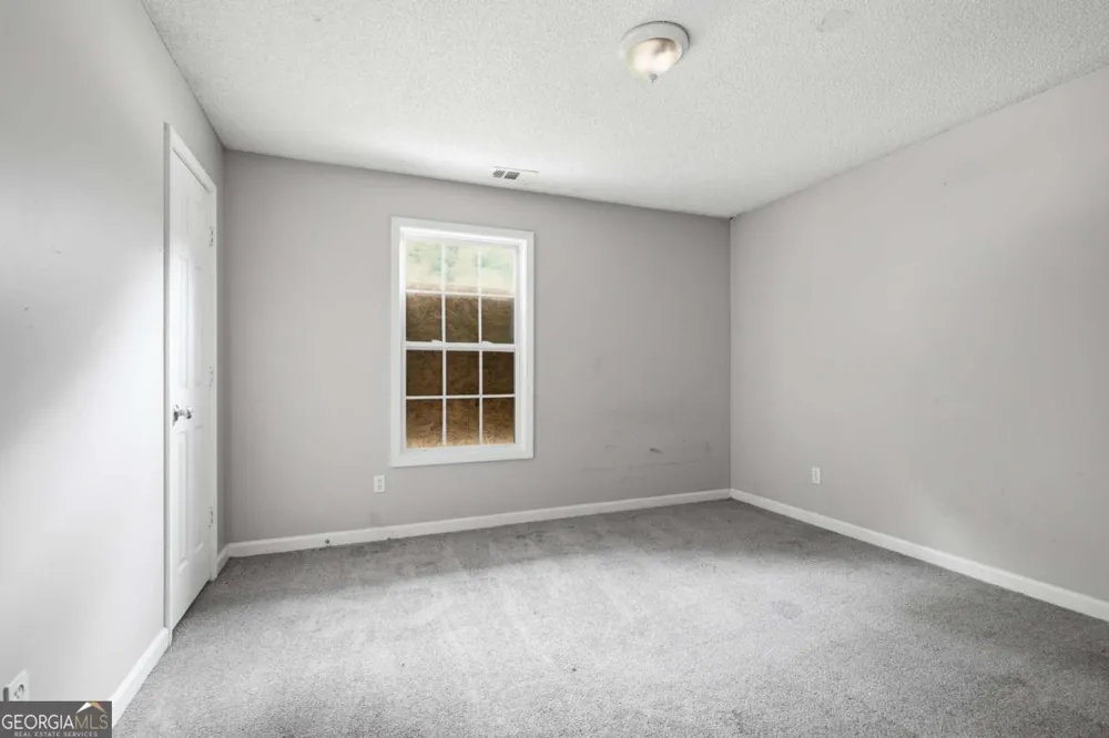 6013 Radford DR Riverdale, GA 30296