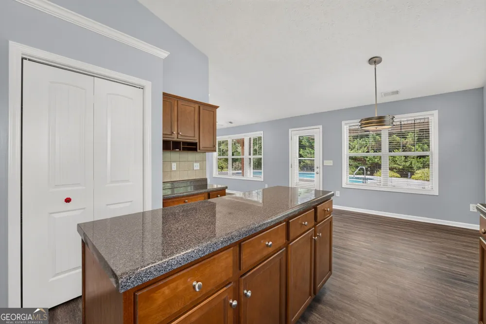 19 Elk DR Temple, GA 30179