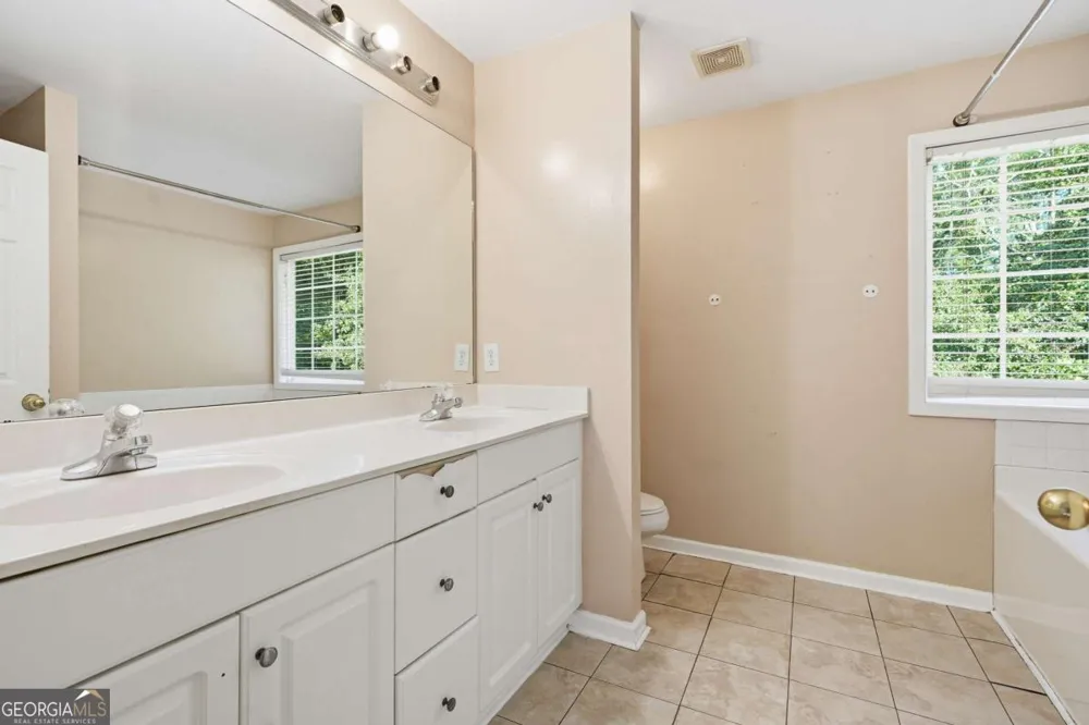 670 Chaseridge DR McDonough, GA 30253
