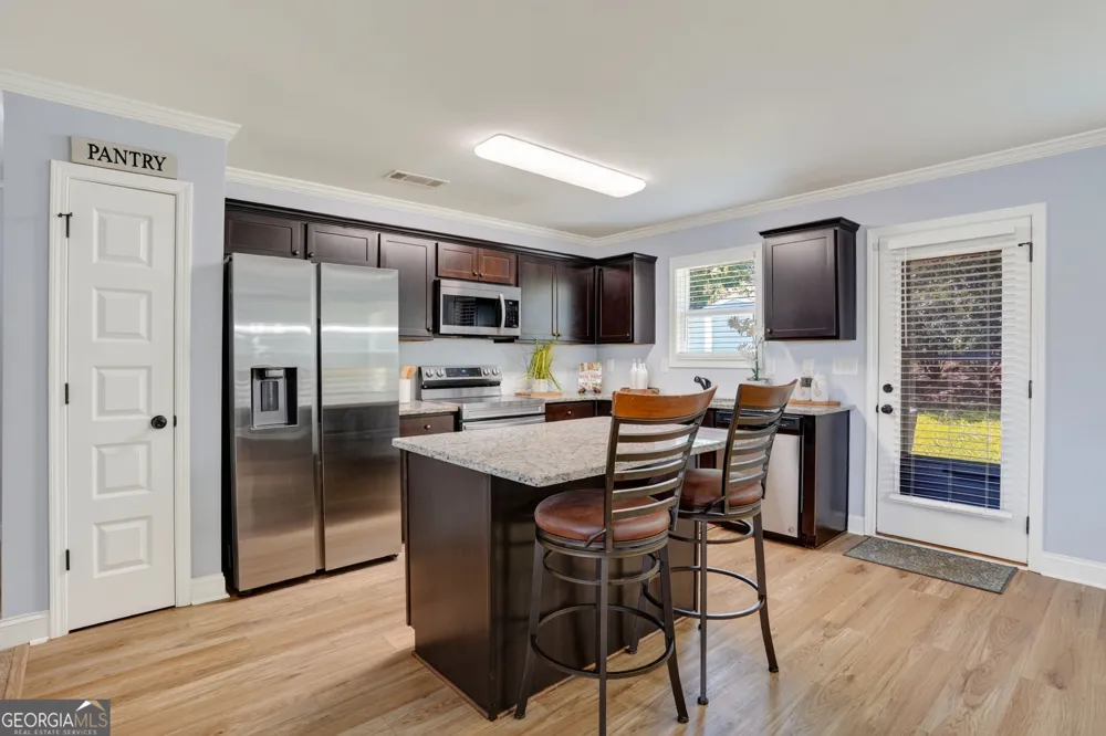 1219 Oak Springs WAY Statham, GA 30666
